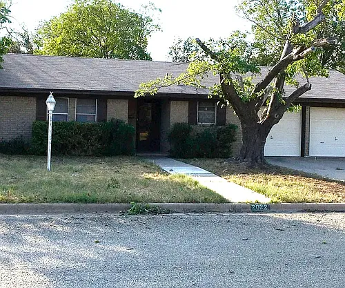 2022 S High St Photo 1