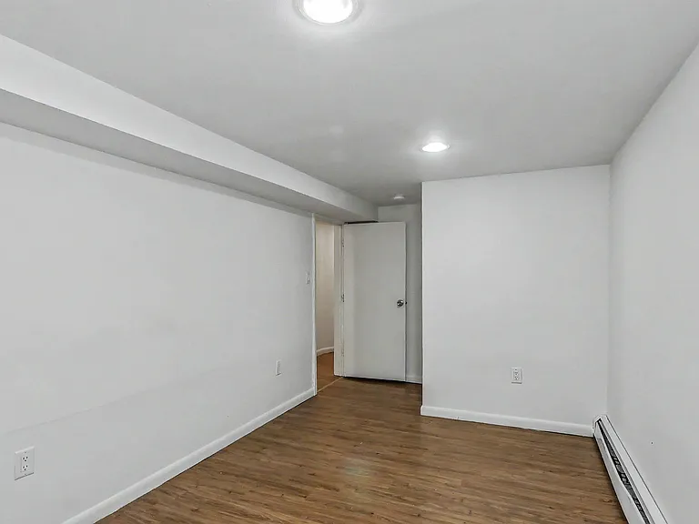 516 N Connecticut Ave #1 — Photo 17