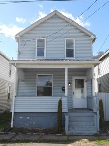 1011 Jackson St, Vandergrift, PA, 15690
