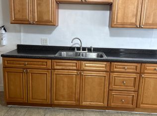 107 Rathbun St APT 2, Woonsocket, RI 02895