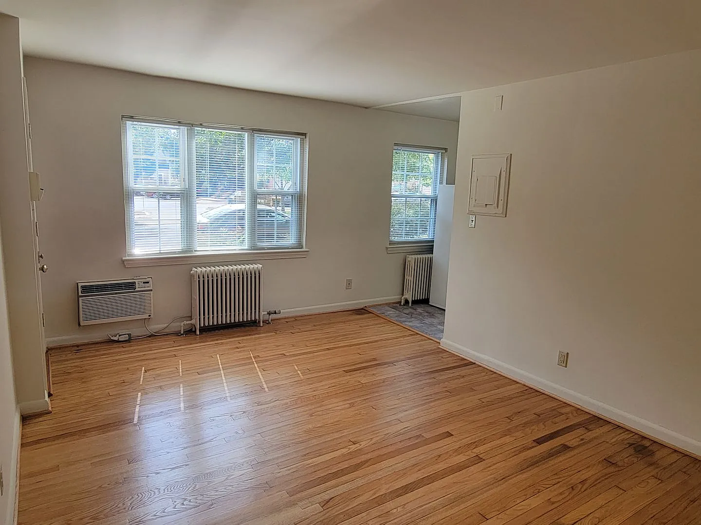 Bedford Gardens Apartments — Photo 3