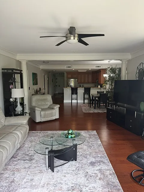 3 bed, 1800 sqft, $2,600 — Photo 2