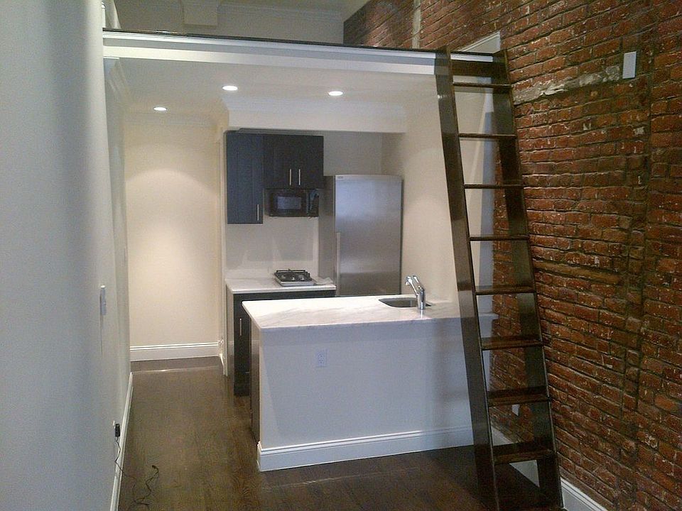 1st image of 316 W 14th St APT 9