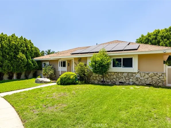 9027 Monogram Ave, North Hills, CA 91343