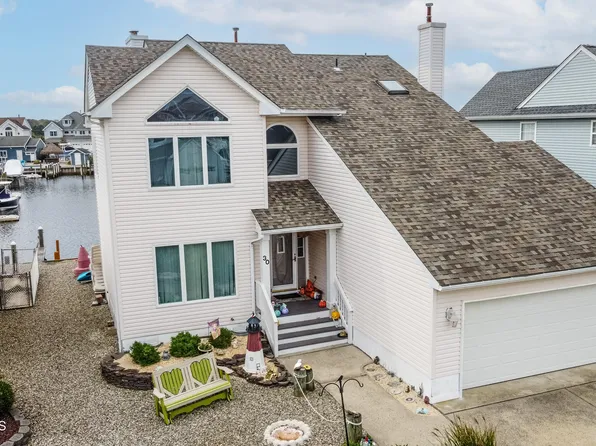 30 Toppinglift Drive, Bayville, NJ 08721