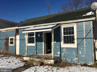 12 Clifford Ave, Westville, NJ 08093