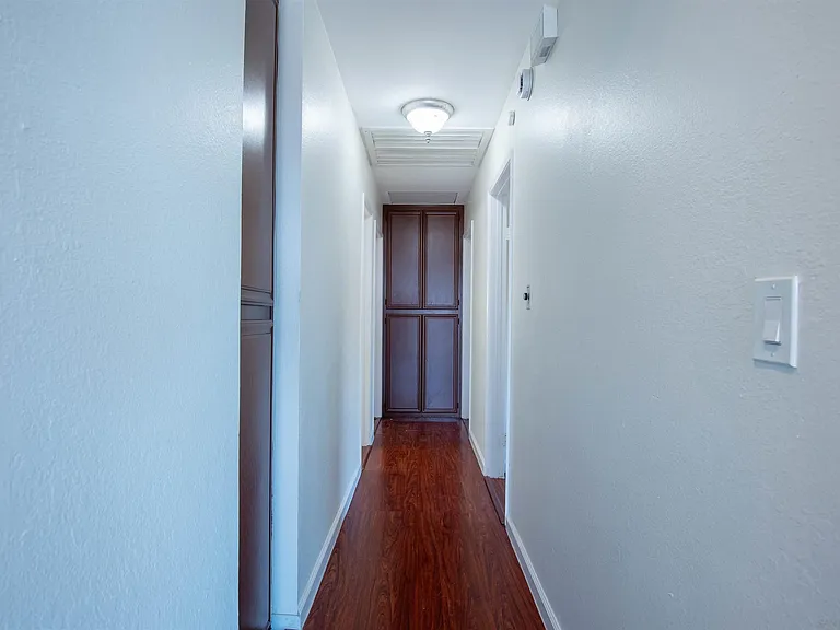 1319 Grand Ave — Photo 6