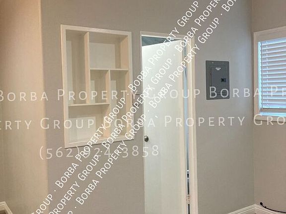 4th image of 2552 Cedar Ave APT C