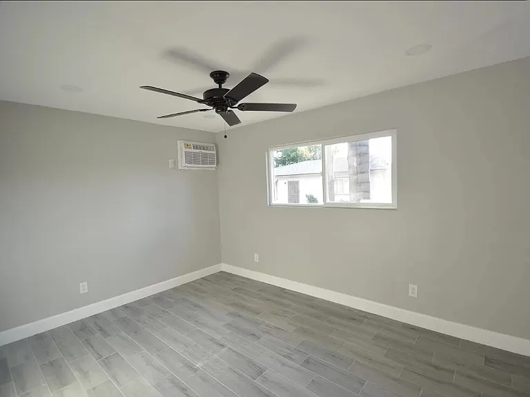 5358 Howard St #5366-A — Photo 7