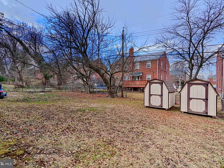 2906 Clearview Ave — Photo 21