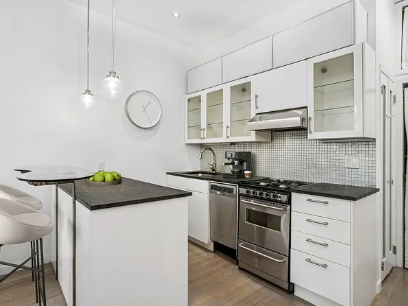 1 1st Pl APT 7, Brooklyn, NY 11231