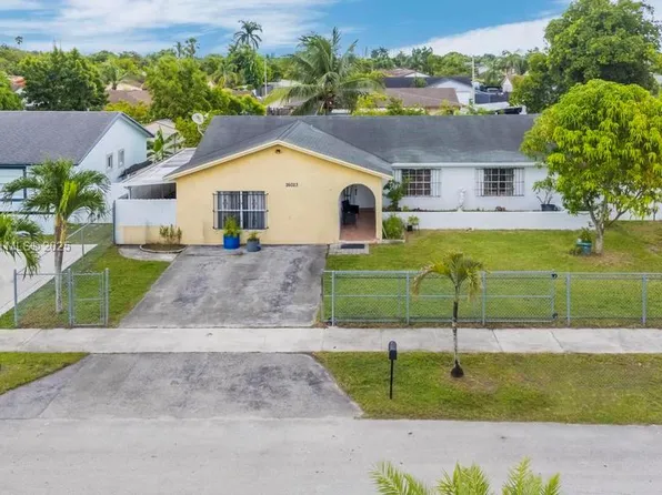 26023 SW 133rd Pl, Homestead, FL 33032