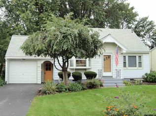 40 Marion Blvd, Glenville, NY 12302