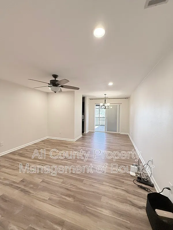 2 bed, 2.0 bath, 600 sqft, $2,700 — Photo 2