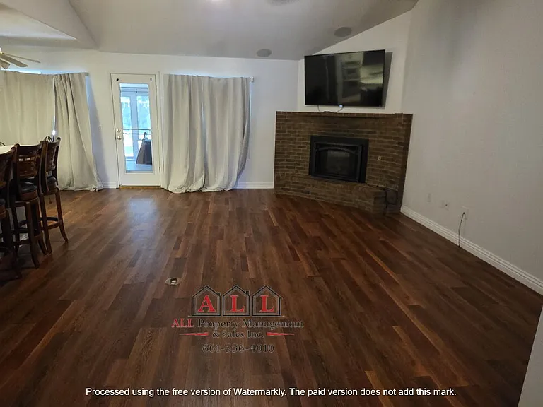 10500 Attleboro Ave — Photo 6