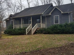 609 Ridge Top Dr, Jamestown, TN 38556