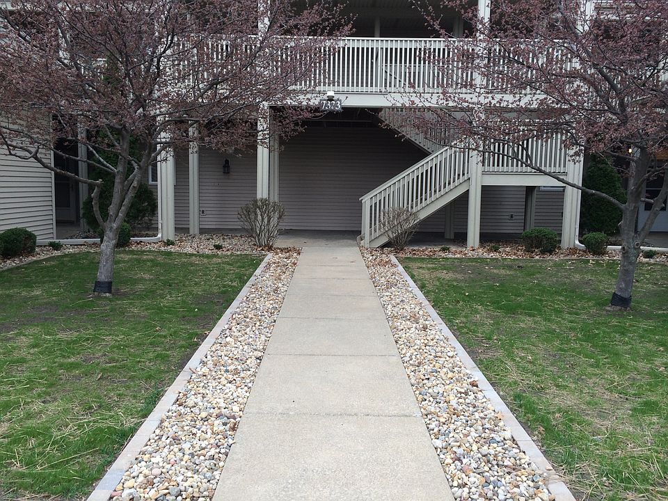 7323 N. Villa Lake Dr. #2