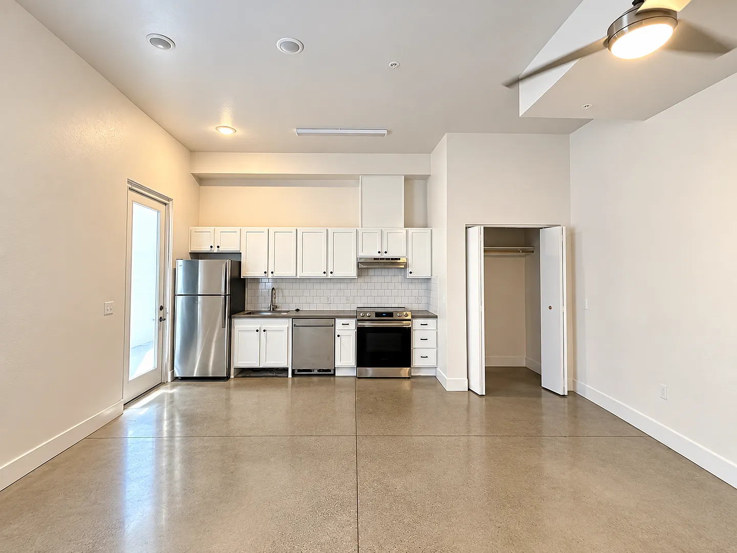 64 Park St — Photo 3