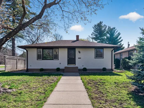 856 24th Ave N, South Saint Paul, MN 55075