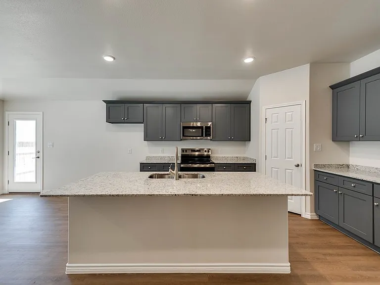 1325 Hogback Way — Photo 6