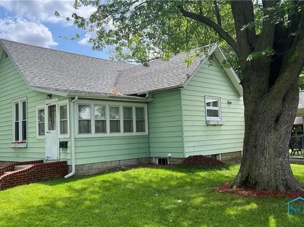 857 W Perry St, Paulding, OH 45879