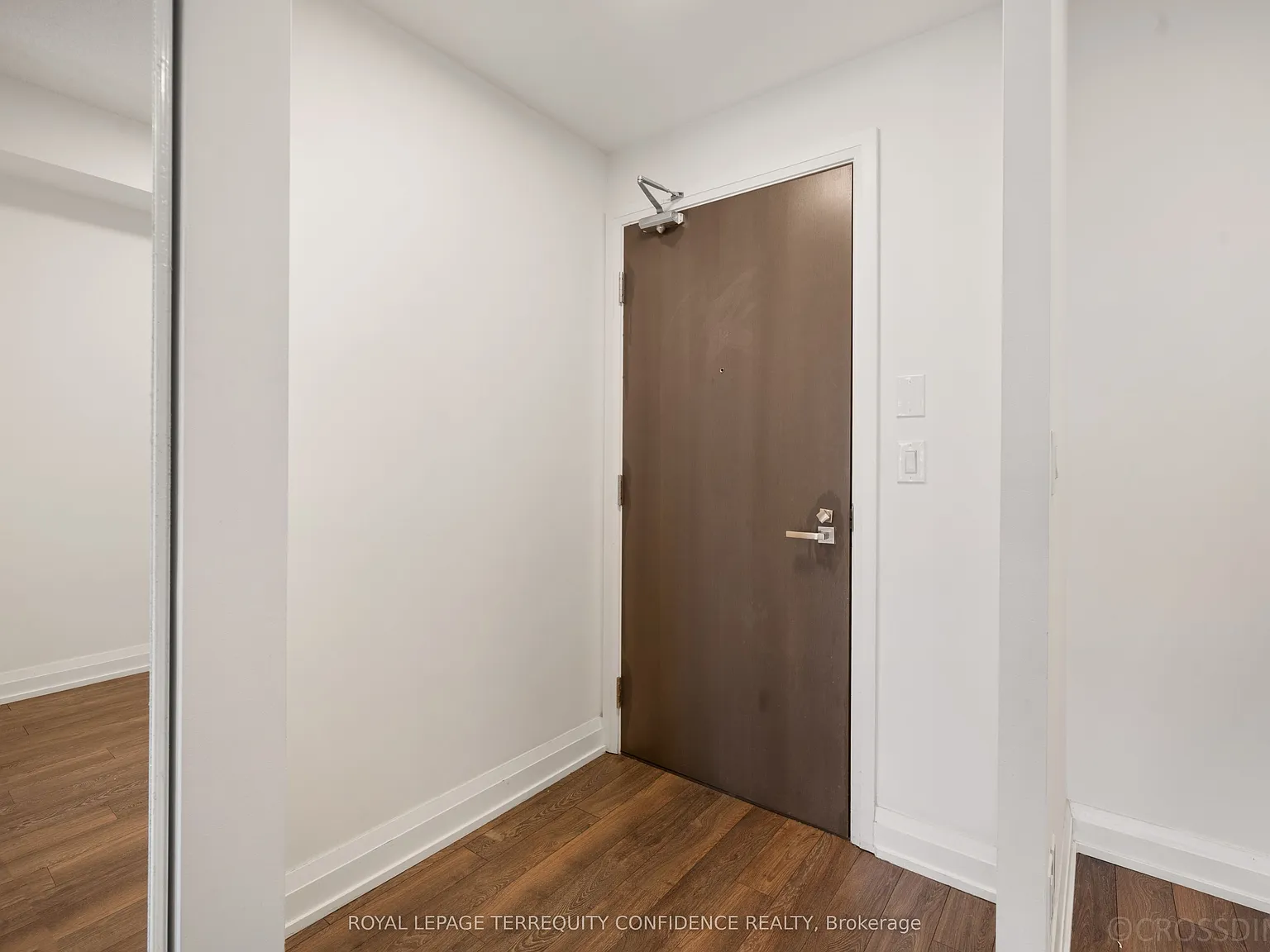 2 bed, $2,400 — Photo 3