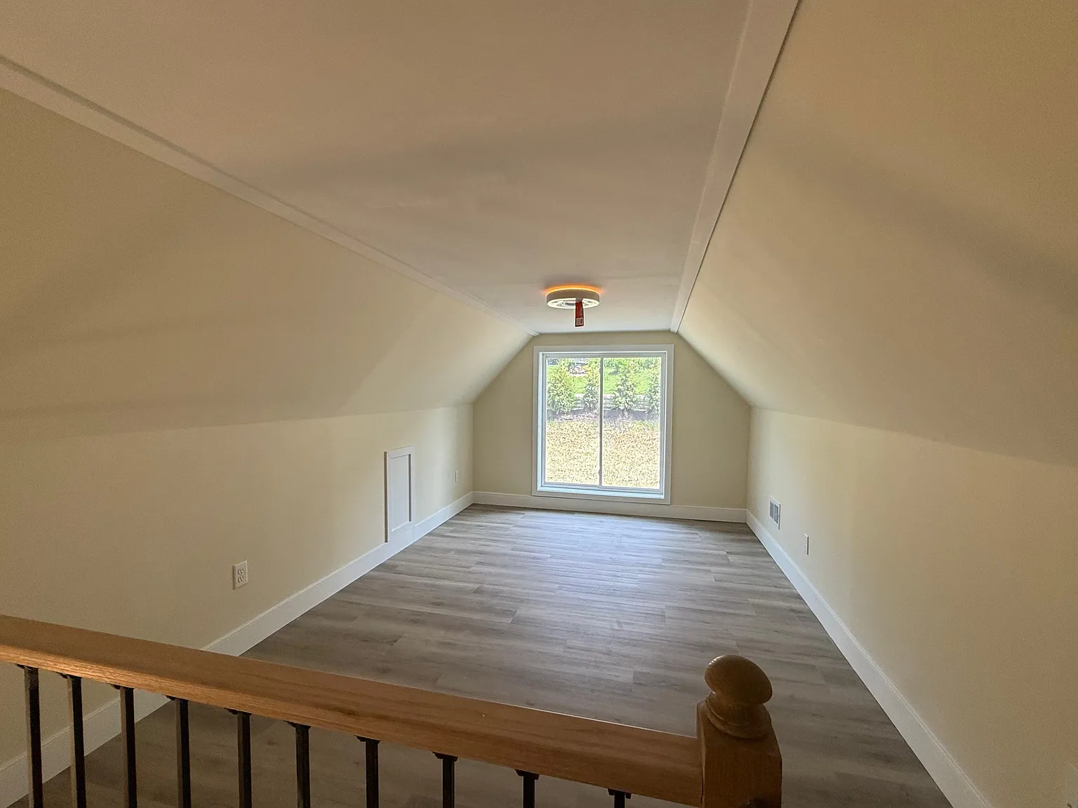119 Bridge St — Photo 2