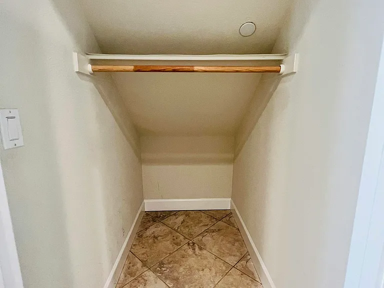 4279 Trolan Ln — Photo 15