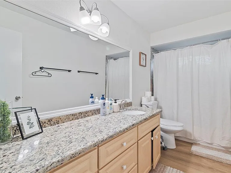 5776 Augusta Cir — Photo 23