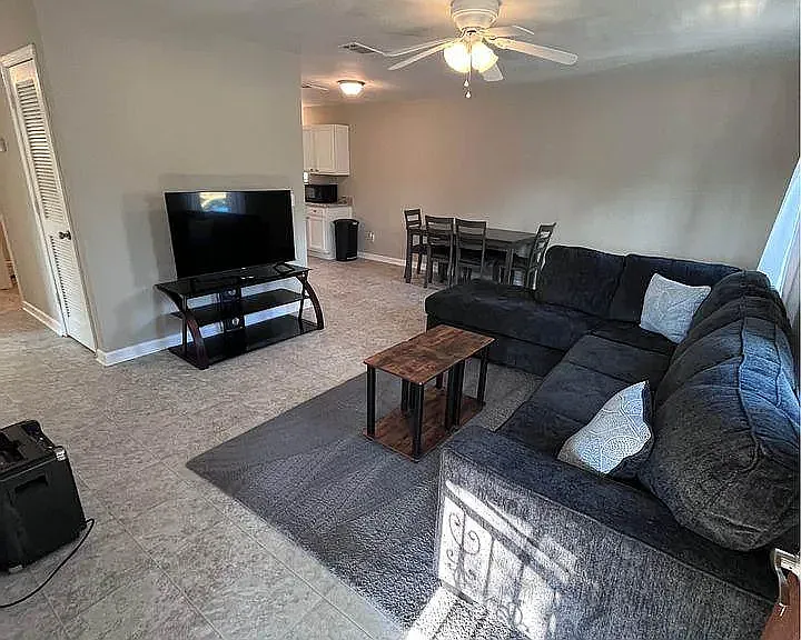3288 Rainwood Dr — Photo 4