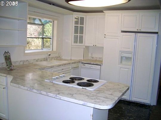2nd image of 230 NE 18th Ave