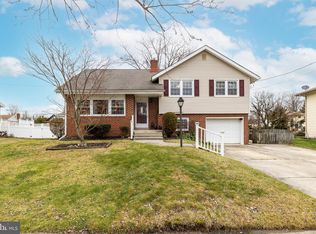 810 Johns Rd, Cherry Hill, NJ 08034