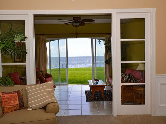 2nd image of 30 Harbour Isle Dr #106