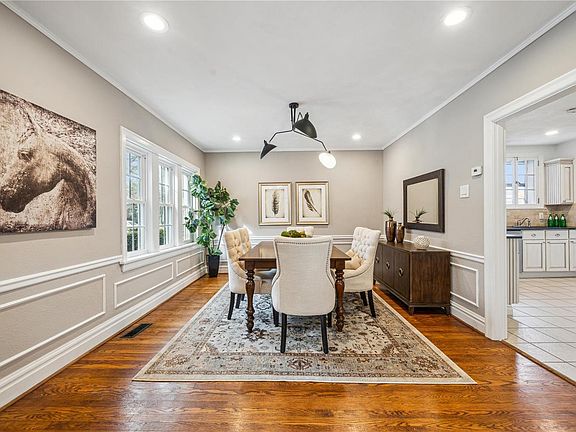 5th image of 7557 Cornell Ave