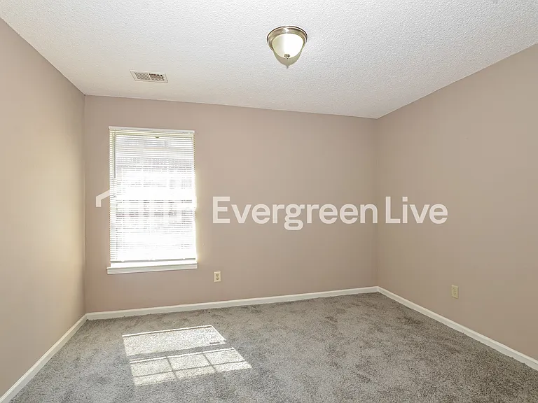 5944 Wagon Hill Rd E — Photo 12