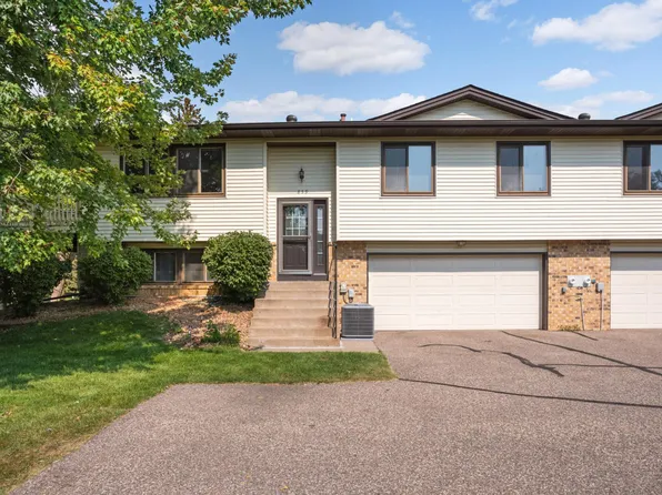 859 Sherwood Rd, Shoreview, MN 55126