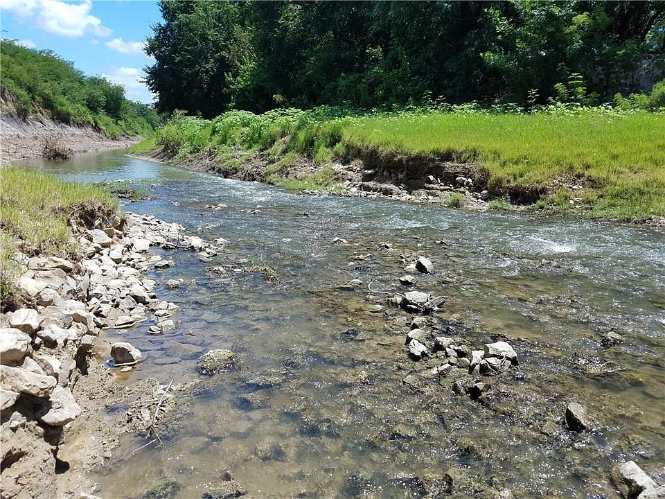 1st image of 475 Private Road 2562