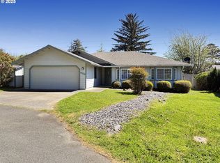 543 Linda Ln, Brookings, OR 97415
