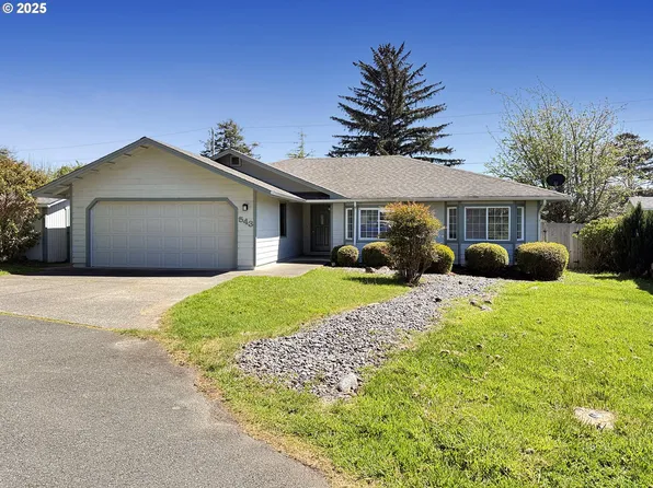 543 Linda Ln, Brookings, OR 97415