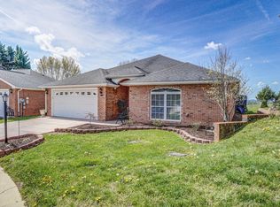 191 Apple Lake Dr, Bluff City, TN 37618