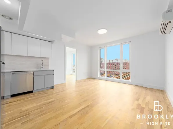 2667 Fulton Street image 2 of 14