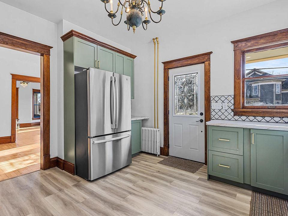 28th image of this home