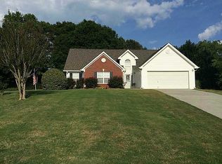 507 Saddle Ridge Dr, Bethlehem, GA 30620