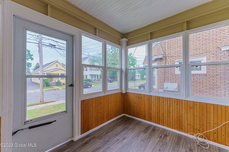 5th image of 1449 Van Cortland Street