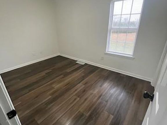 4th image of 121 Quail Ridge Cir #D