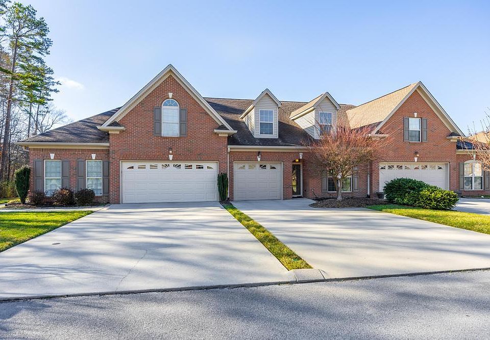 1st image of 930 Lenox Cove Pl