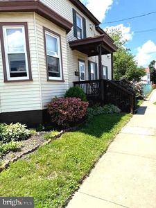 80 Delaware Ave, Morrisville, PA, 19067