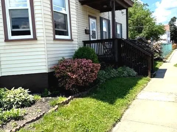 80 Delaware Ave, Morrisville, PA 19067