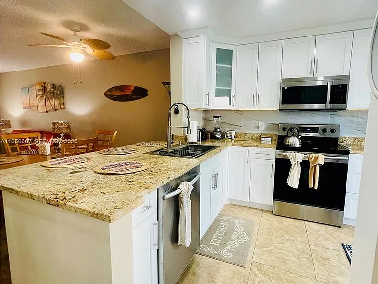 1501 S Ocean Blvd #110 — Photo 3