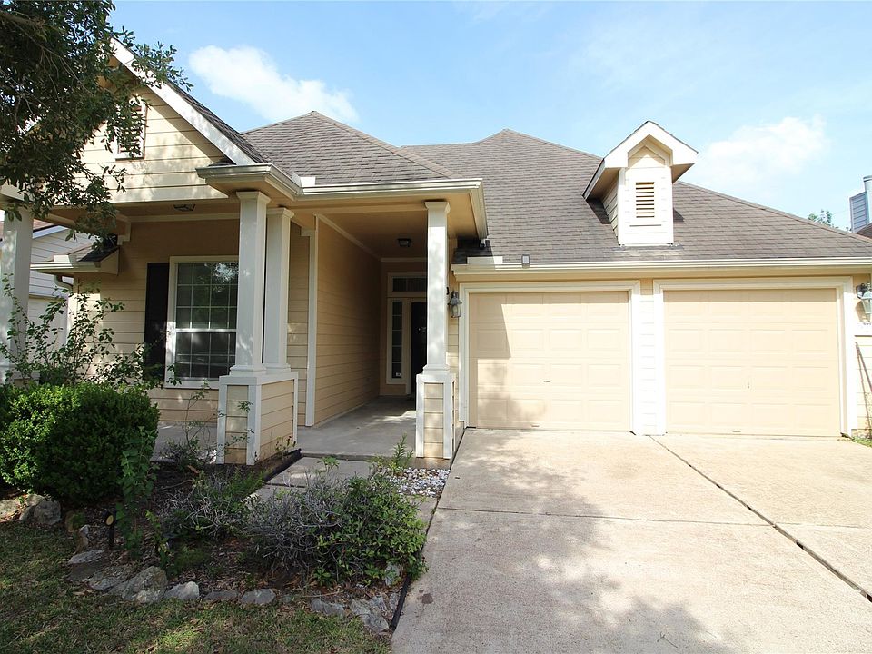 1st image of 1011 Lexington Green Dr